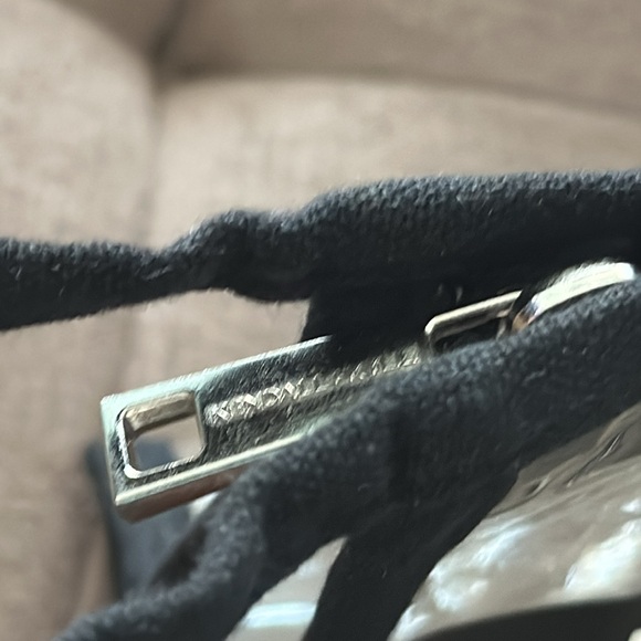 Kendall + Kylie  Makeup Case - Picture 4 of 4